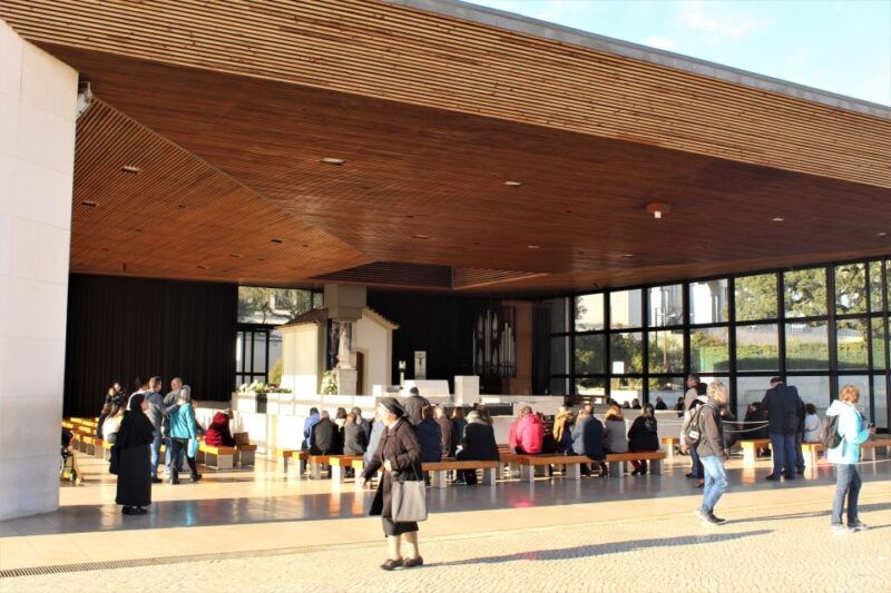 lisbon-full-day-private-guided-tour-to-fatima