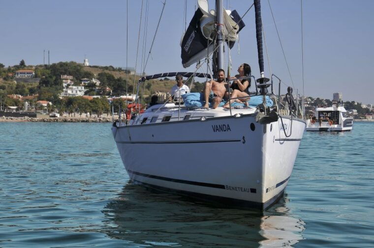 lisbon-full-day-sailing-tour-to-cascais-bay