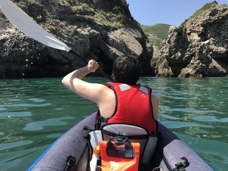 lisbon-full-day-sesimbra-kayak-tour-with-picnic