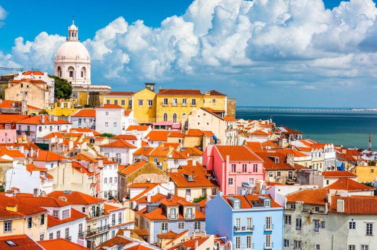 lisbon-guided-bike-tour-helicopter-flight-and-boat-trip