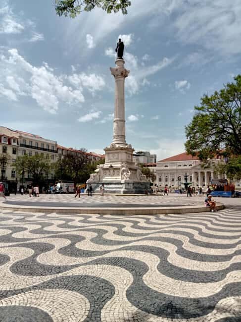 Lisbon: Guided olfactory and historical tour - Discovering Lisbon Through Scent: A Unique Perspective