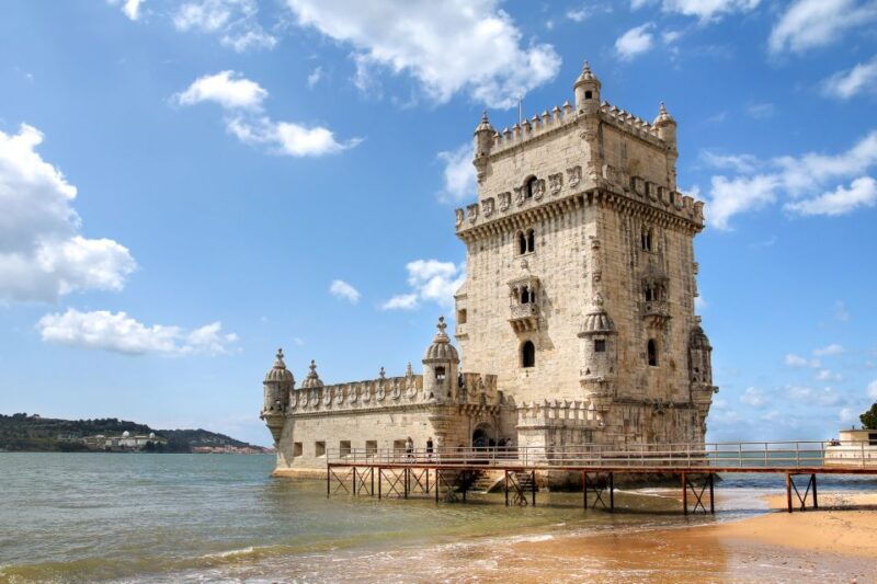 lisbon-guided-tour-of-historic-belem-by-electric-bike