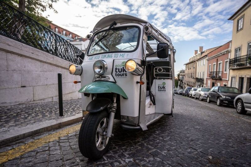 lisbon-guided-tuk-tuk-tour-along-the-historic-tram-line-28