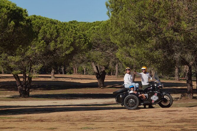 lisbon-half-day-excursion-motorcycle-side-car-tour-2