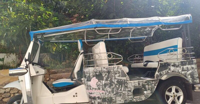 lisbon-half-day-guided-sightseeing-tour-by-tuk-tuk-2