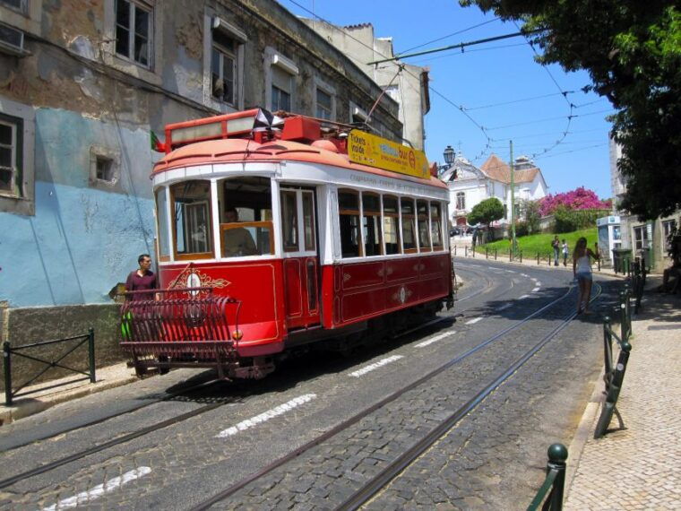 lisbon-half-day-or-full-day-small-group-guided-tour