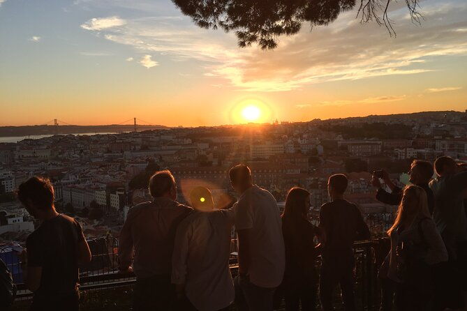 lisbon-half-day-tour-in-luxury-car