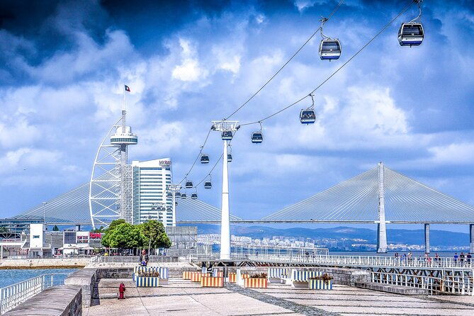 lisbon-half-day-tour-in-luxury-car