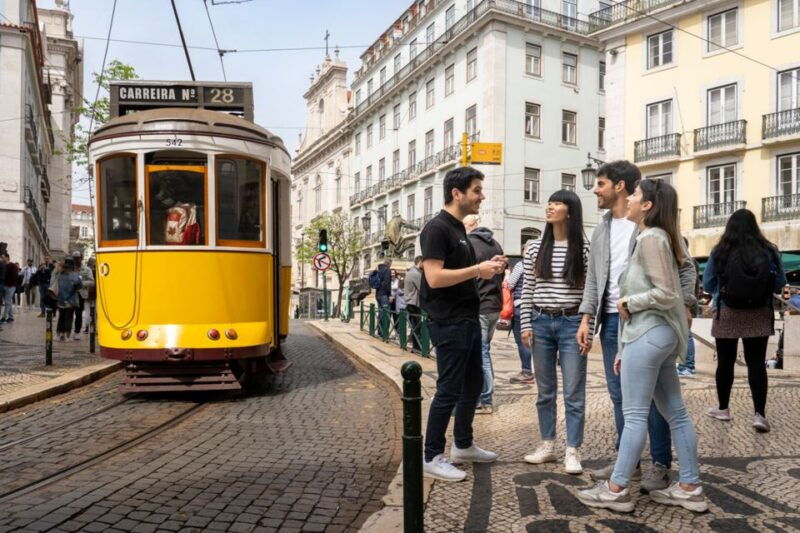 lisbon-helicopter-ride-boat-trip-old-town-walking-tour