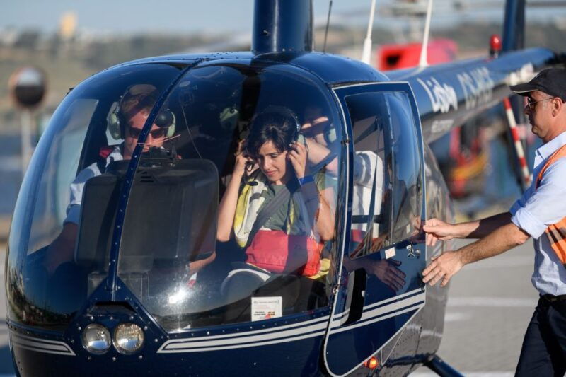 lisbon-helicopter-tour-over-cascais-cabo-da-roca-2