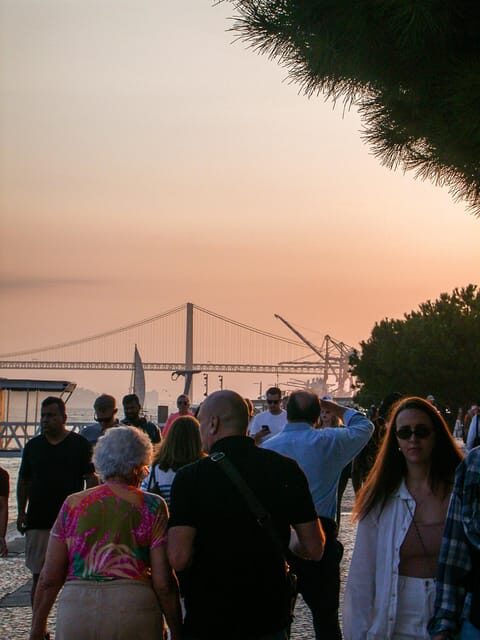 Lisbon: Highlights Tour with Alfama, Belem, and LX Factory - Transportation and Practical Details