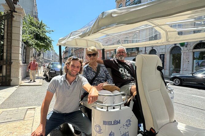 lisbon-highlights-your-tuk-tuk-journey-awaits