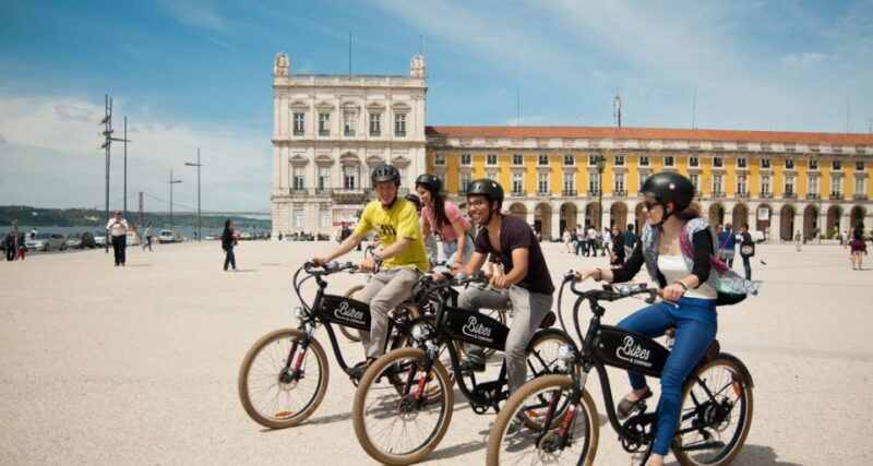 lisbon-hills-alfama-and-mouraria-tour-by-electric-bike