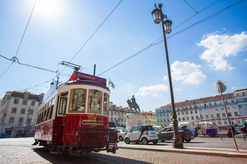 lisbon-hills-red-tram-tour-by-tram-28-route-24-hour-ticket