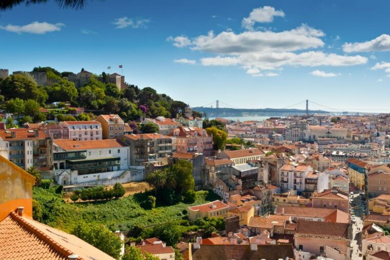 lisbon-hills-red-tram-tour-by-tram-28-route-24-hour-ticket