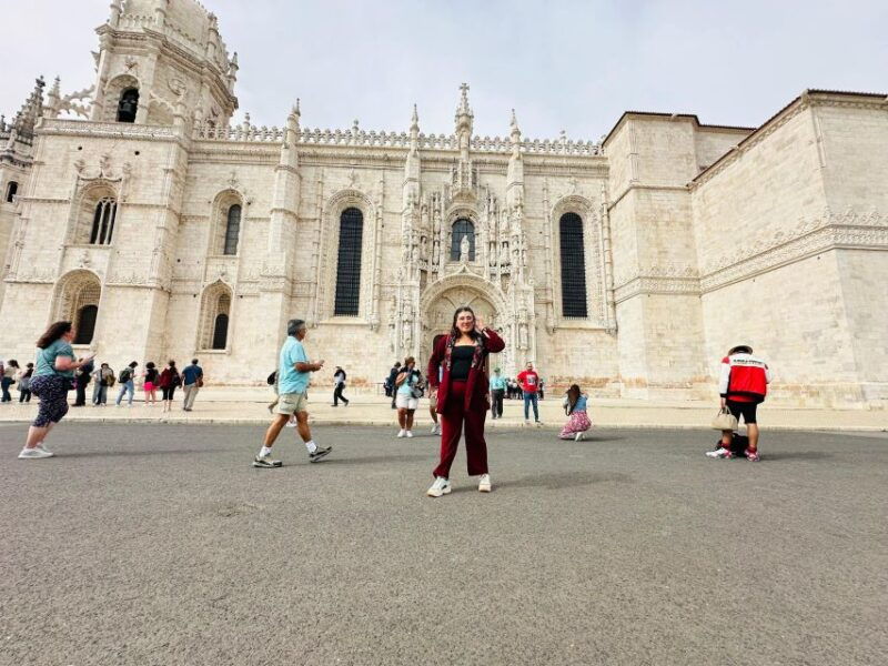 lisbon-historic-city-tour-by-tuk-tuk