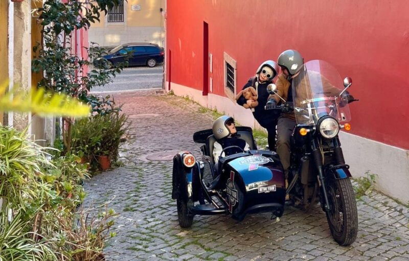 lisbon-historic-motorcycle-side-car-tour