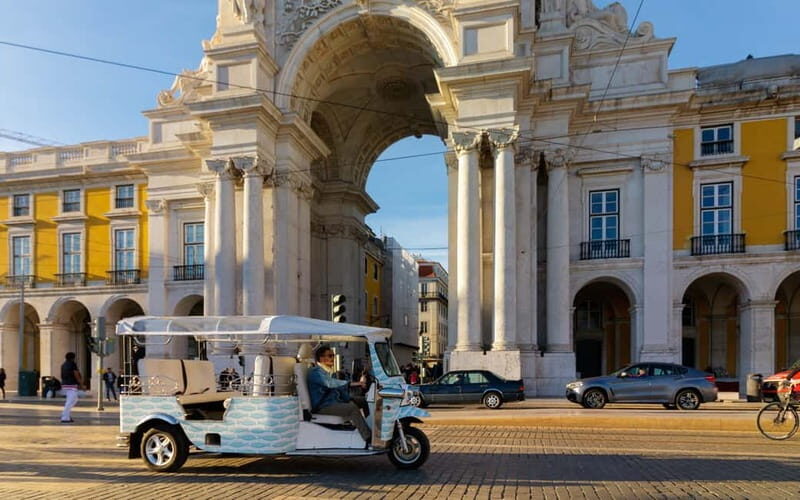 Lisbon: Historical Sightseeing Tuk Tuk Tour - Experience and Guide Quality