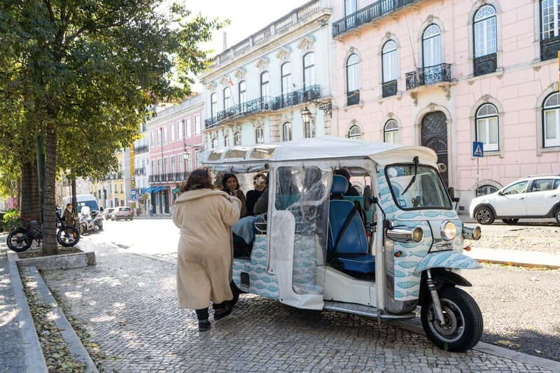 Lisbon: Historical Sightseeing Tuk Tuk Tour - FAQ