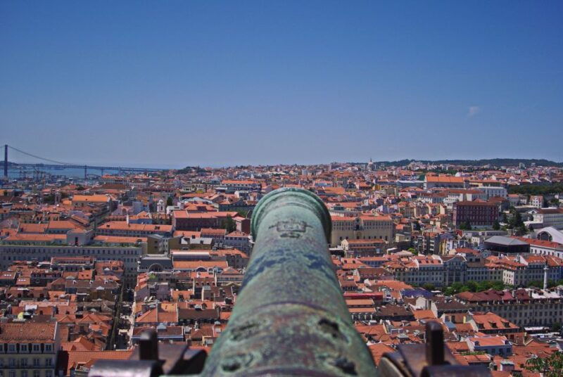 lisbon-historical-tour-on-a-tukxi
