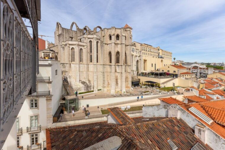 lisbon-history-stories-and-lifestyle-walking-tour