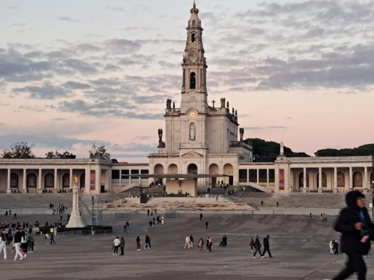 lisbon-holy-miracle-church-santarem-fatima-private-tour