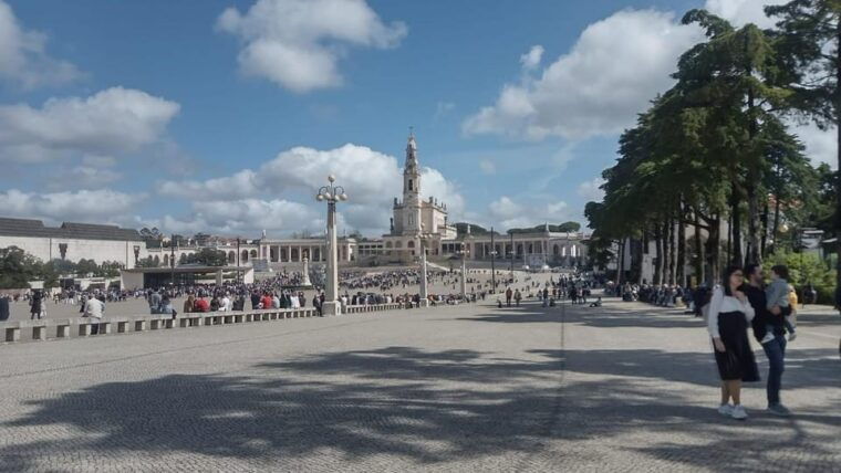 lisbon-holy-miracle-church-santarem-fatima-private-tour