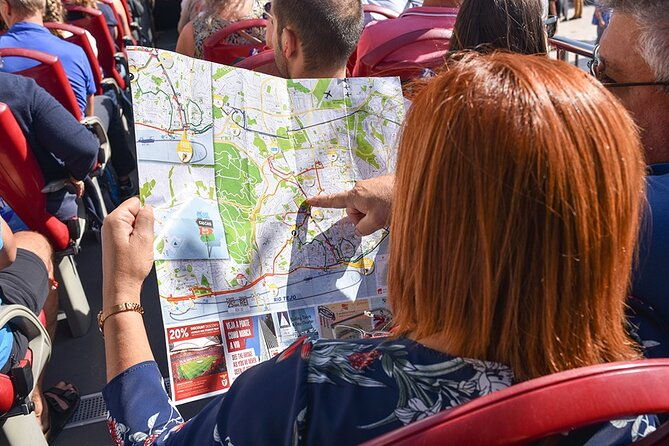 lisbon-hop-on-hop-off-bus-and-boat-tour-2