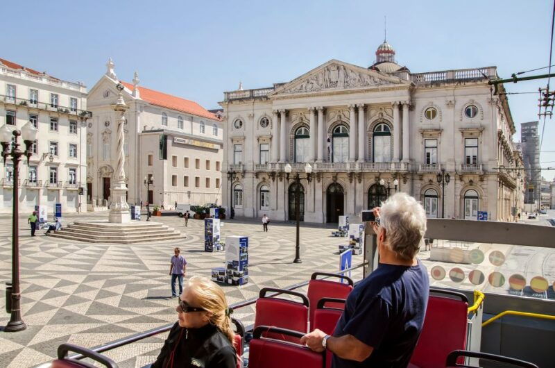 lisbon-hop-on-hop-off-bus-tour
