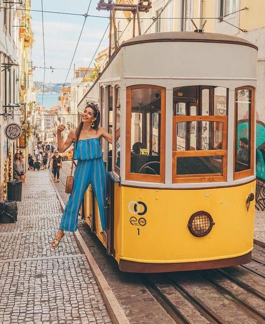 lisbon-instagram-tour-with-a-private-photographer