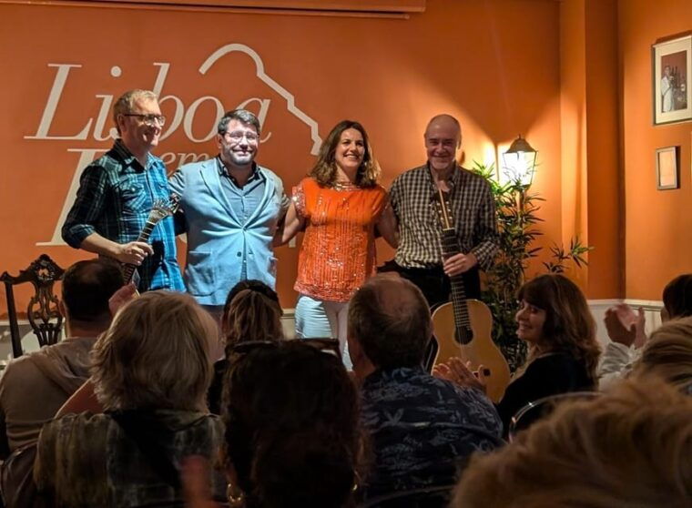 lisbon-intimate-live-fado-music-show-with-port-wine