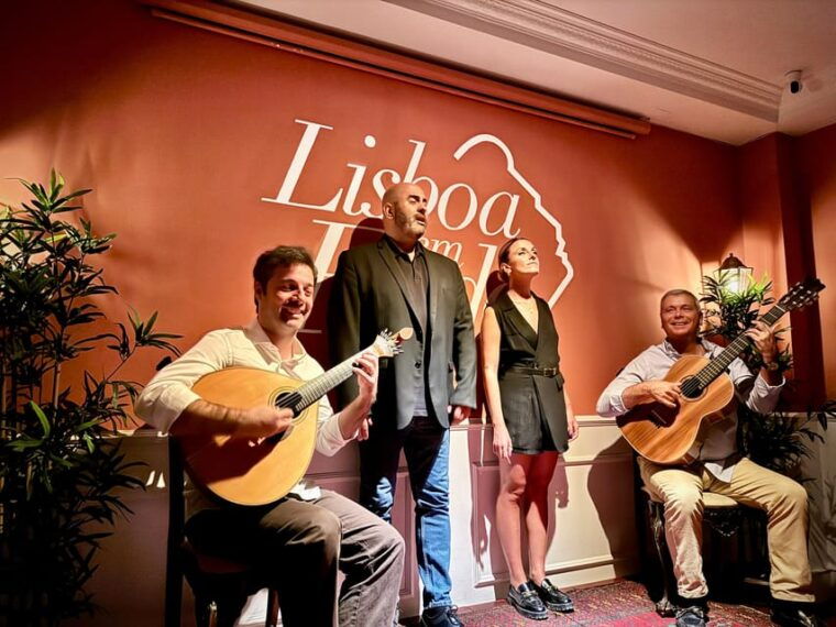 lisbon-intimate-live-fado-music-show-with-port-wine