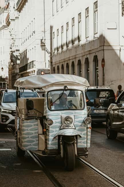 Lisbon: Jerónimos Entrance Tickets with Tuk-Tuk Tour - What Makes This Tour Stand Out?