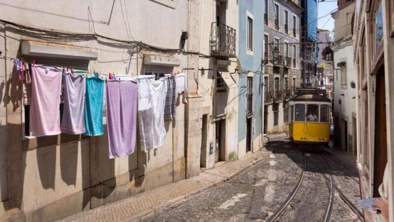Lisbon: Jewish Quarter Guided Walking Tour - A Close Look at the Itinerary and Experience