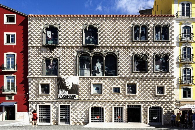 lisbon-like-a-local-private-tour-avoid-the-tourist-route