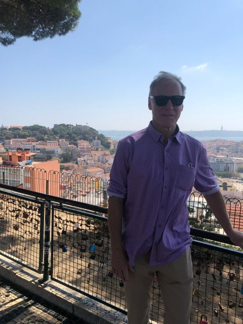 lisbon-lisbon-old-town-private-tour-by-tuk-tuk