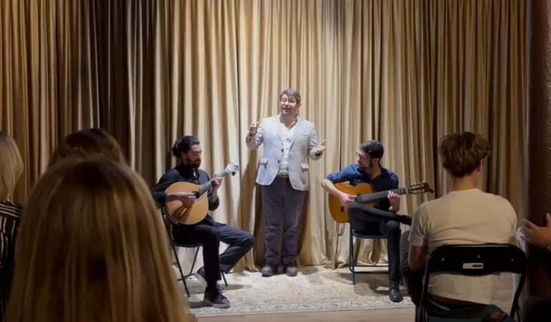 Lisbon: Live Fado Show in Historic Alfama with Port Wine - Pricing and Value
