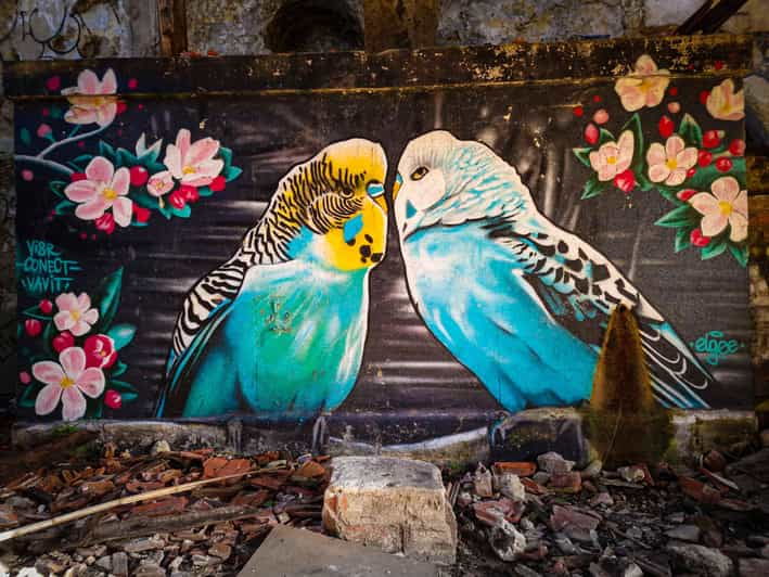 lisbon-lost-places-street-art-tour-for-photographers