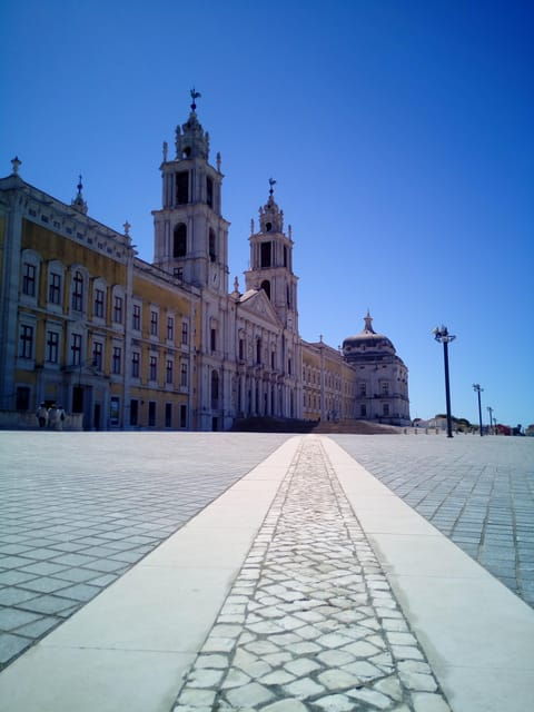 lisbon-mafra-palace-sobreiro-and-ericeira-day-trip