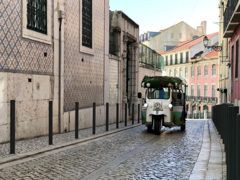 lisbon-old-city-standard-private-guided-tour-by-tuk-tuk