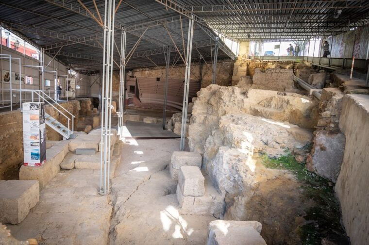 lisbon-old-town-city-tour-by-private-tuktuk