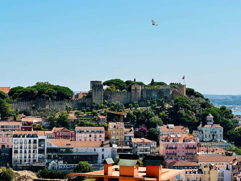 Lisbon: Old Town Tuk Tuk Tour - Key Points