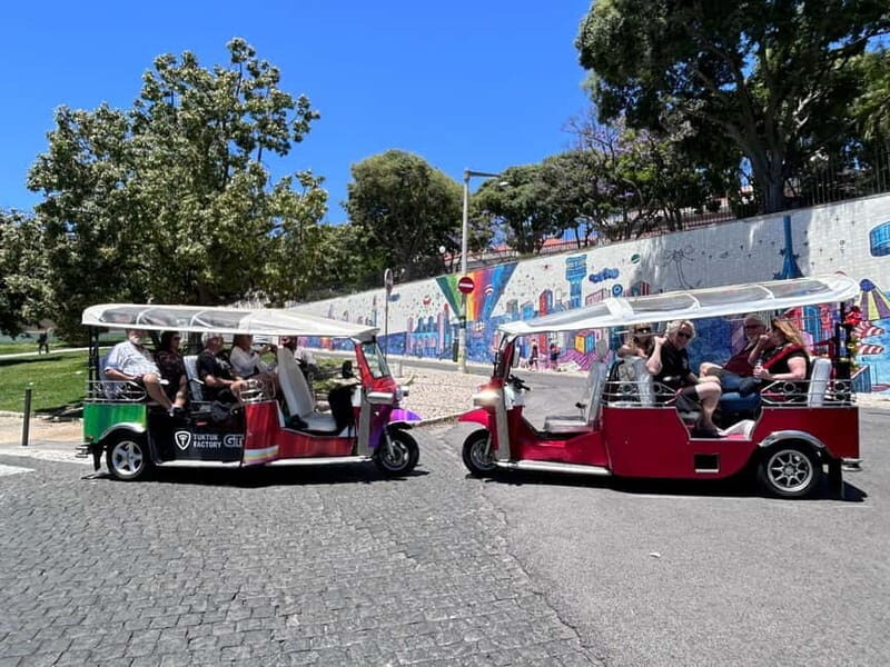Lisbon Old-Town Tuktuk tour - The Experience on the Ground