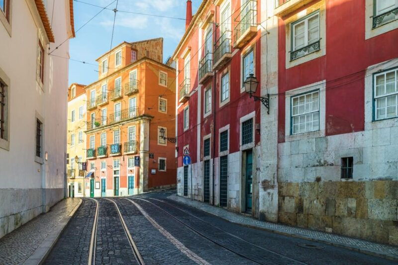 lisbon-old-town-walking-tour-with-river-cruise-tickets