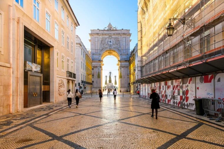 lisbon-old-town-walking-tour-with-river-cruise-tickets