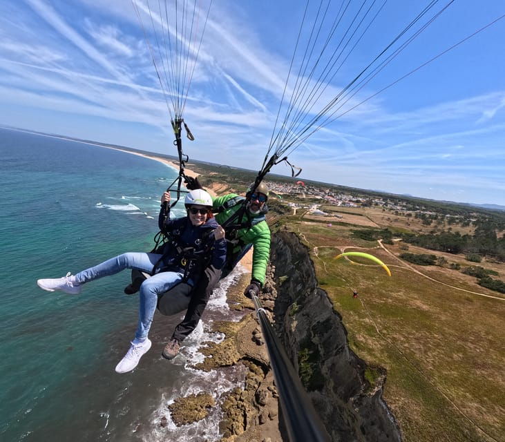 lisbon-paragliding-flight-praia-das-bicas