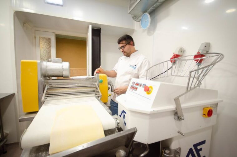 lisbon-pastel-de-nata-masterclass-at-a-real-bakery