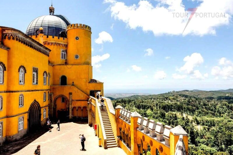 lisbon-pena-palace-moorish-castle-qta-regaleira-sintra