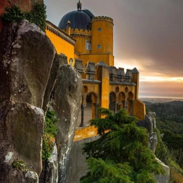 lisbon-pena-palace-regaleira-sintra-and-cascais-day-trip