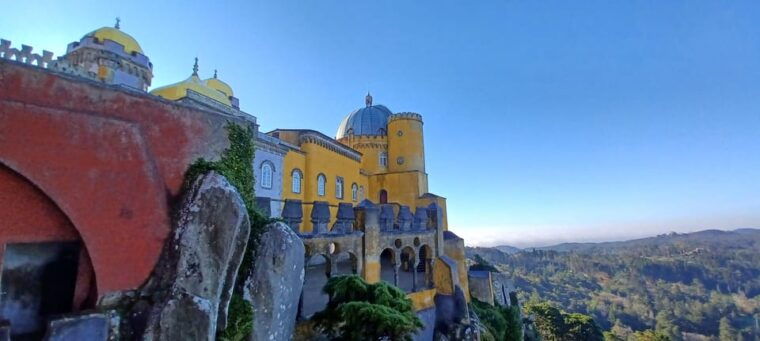 lisbon-pena-palace-regaleira-sintra-and-cascais-day-trip